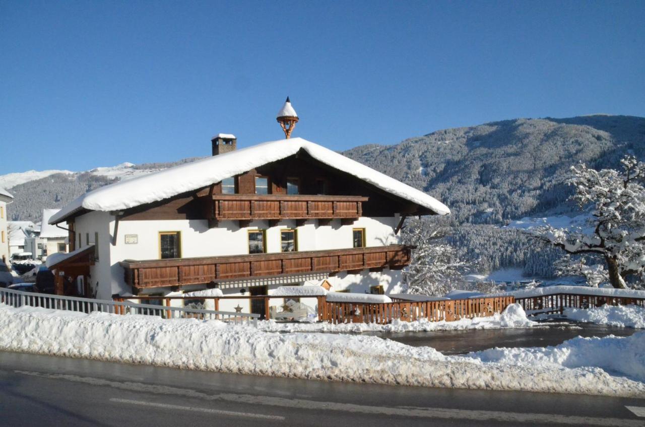 Pension Kirchbrugger Telfes im Stubai Exterior foto
